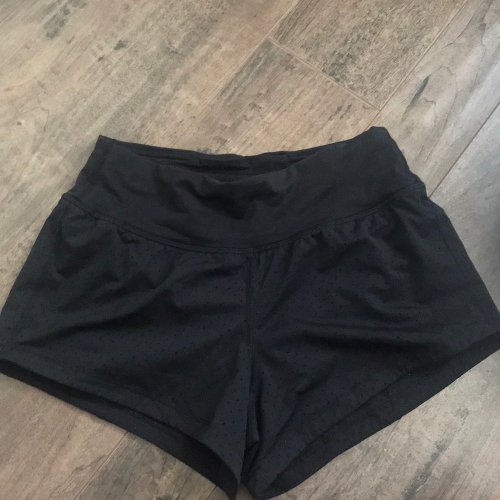 lululemon shorts!